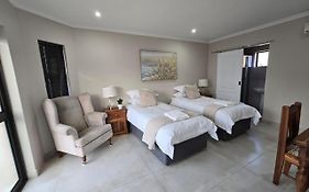 Easy Stay Guestrooms George